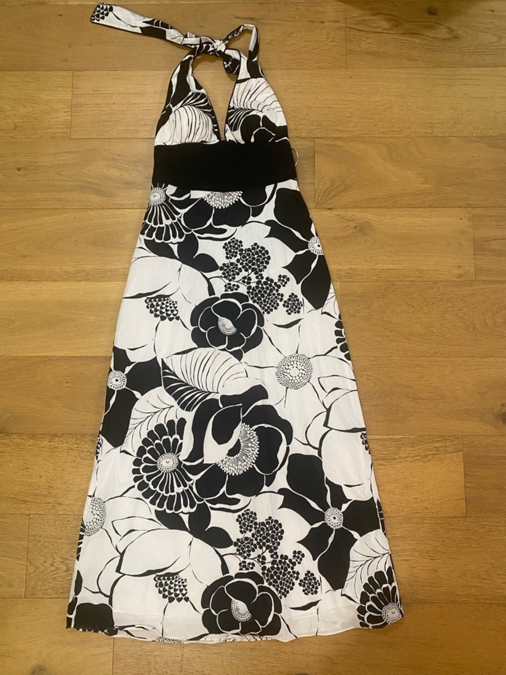 WHBM Black & White Floral Halter Cotton Y2K Maxi Dress size 6 VGUC